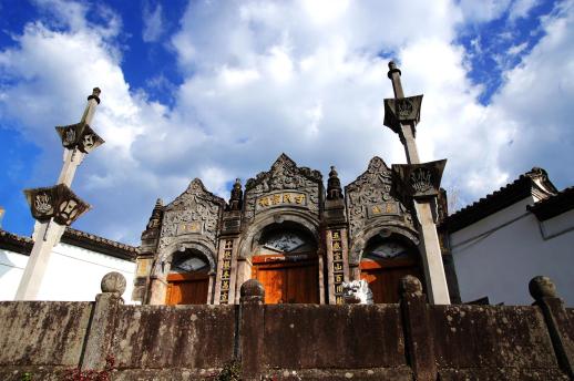 Unveil the Wonders of China: A Journey Through Shanghai, Kunming, Lijiang, Dali and Tengchong