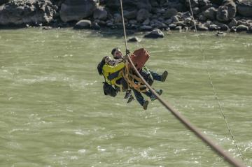 zip_line_Nujiang
