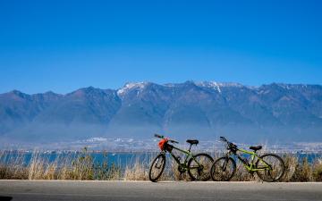 Erhai_Lake_Cycling_02
