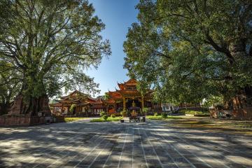 Mengwofo Temple_Twin_Tower_Yunnan_China