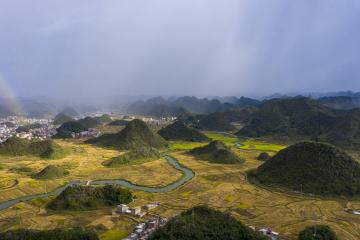 Rice_Fields_in_Guangnan_Yunnan_China_01