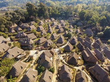 Wengding_Village_Yunnan_China_02