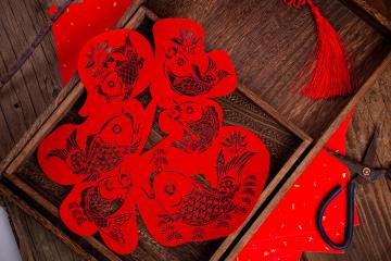 paper-cuts_for_window_decoration_xiaonian_yunnan_china_01