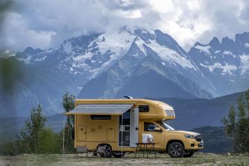 Meri_Snow_Mountain_Motorhome travel_Yunnan_China
